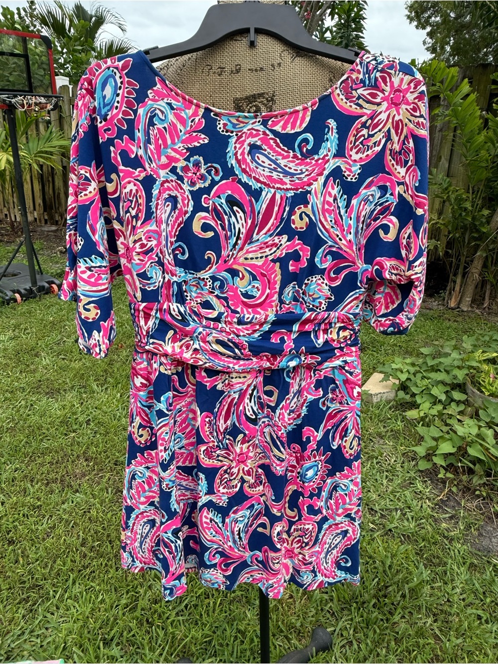 Parigi romper V neck size M EUC